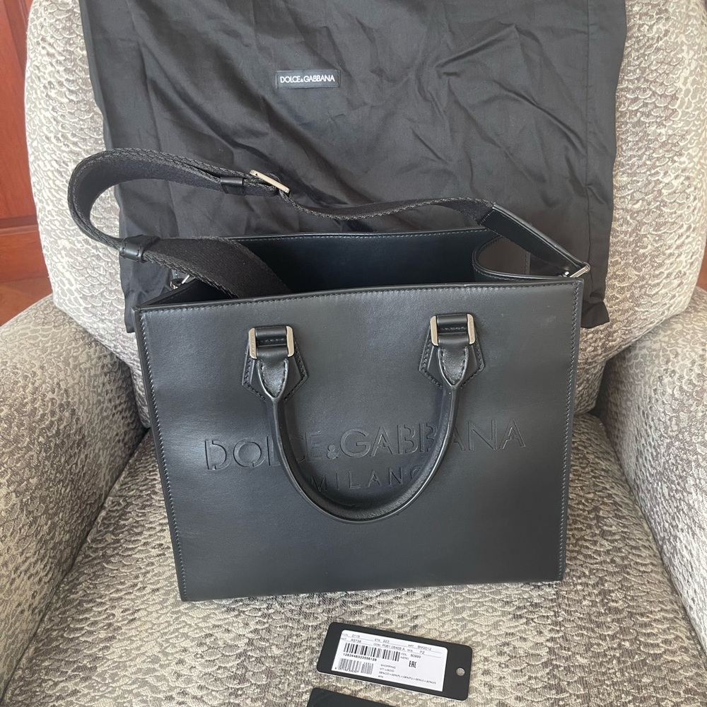 DOLCE & GABBANA Logo Embossed Tote Bag in Black